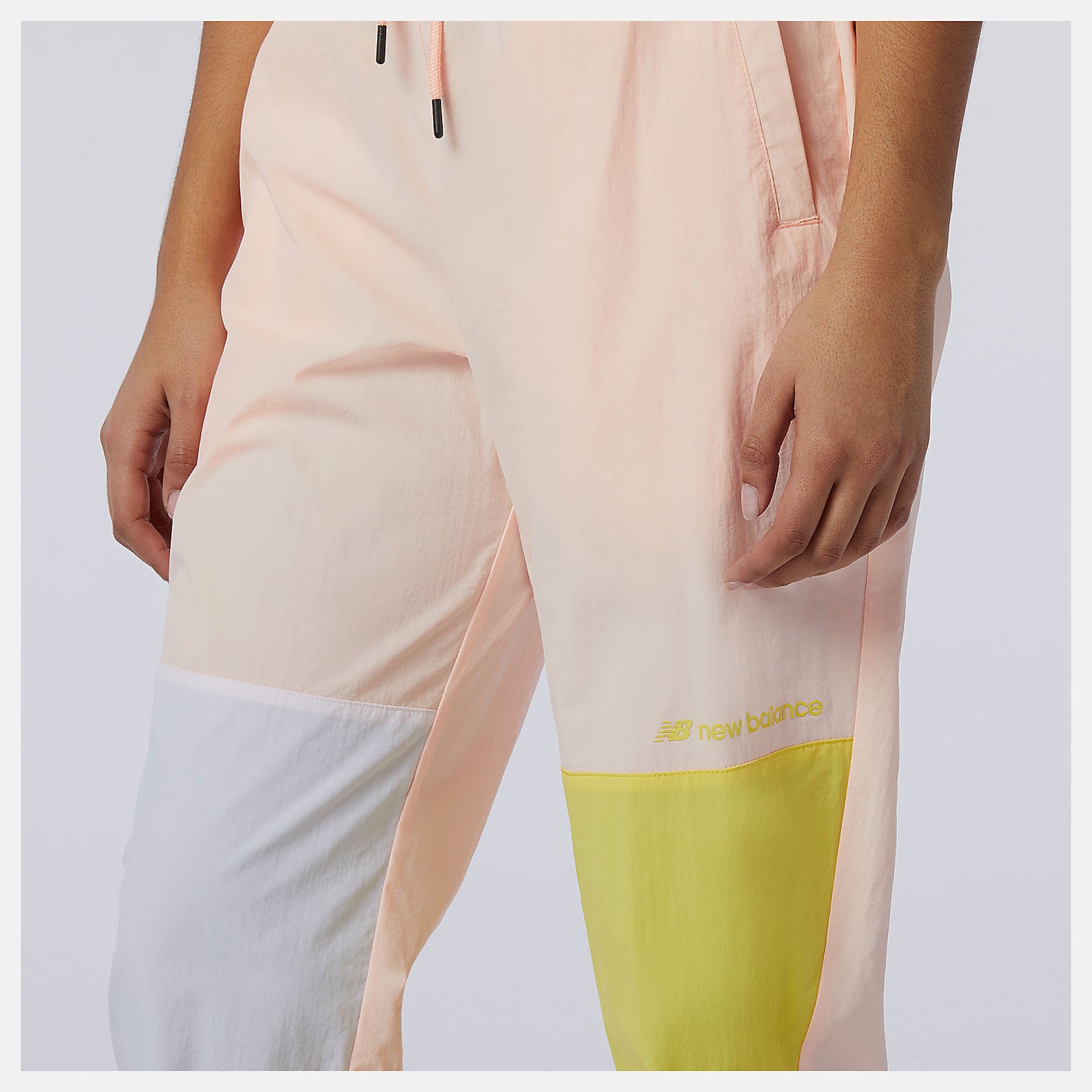 New Balance Sport Style Optiks Woven Pant