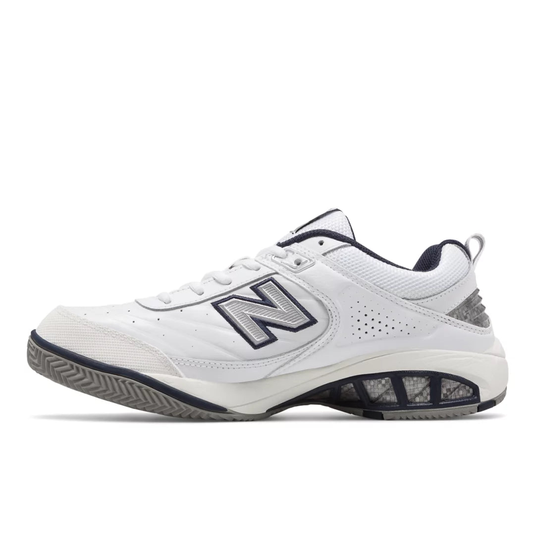 806 - New Balance Shoes