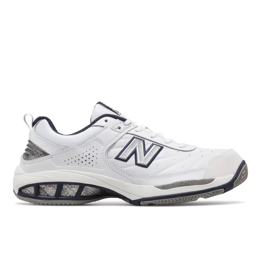 NB WHITE with NB NAVY,7,Standard (D)