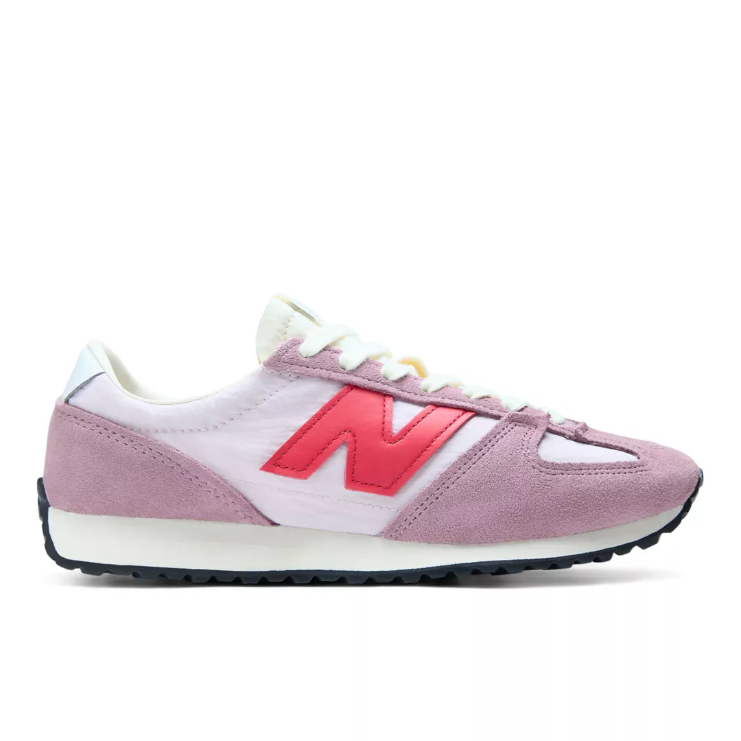 471 - New Balance Shoes