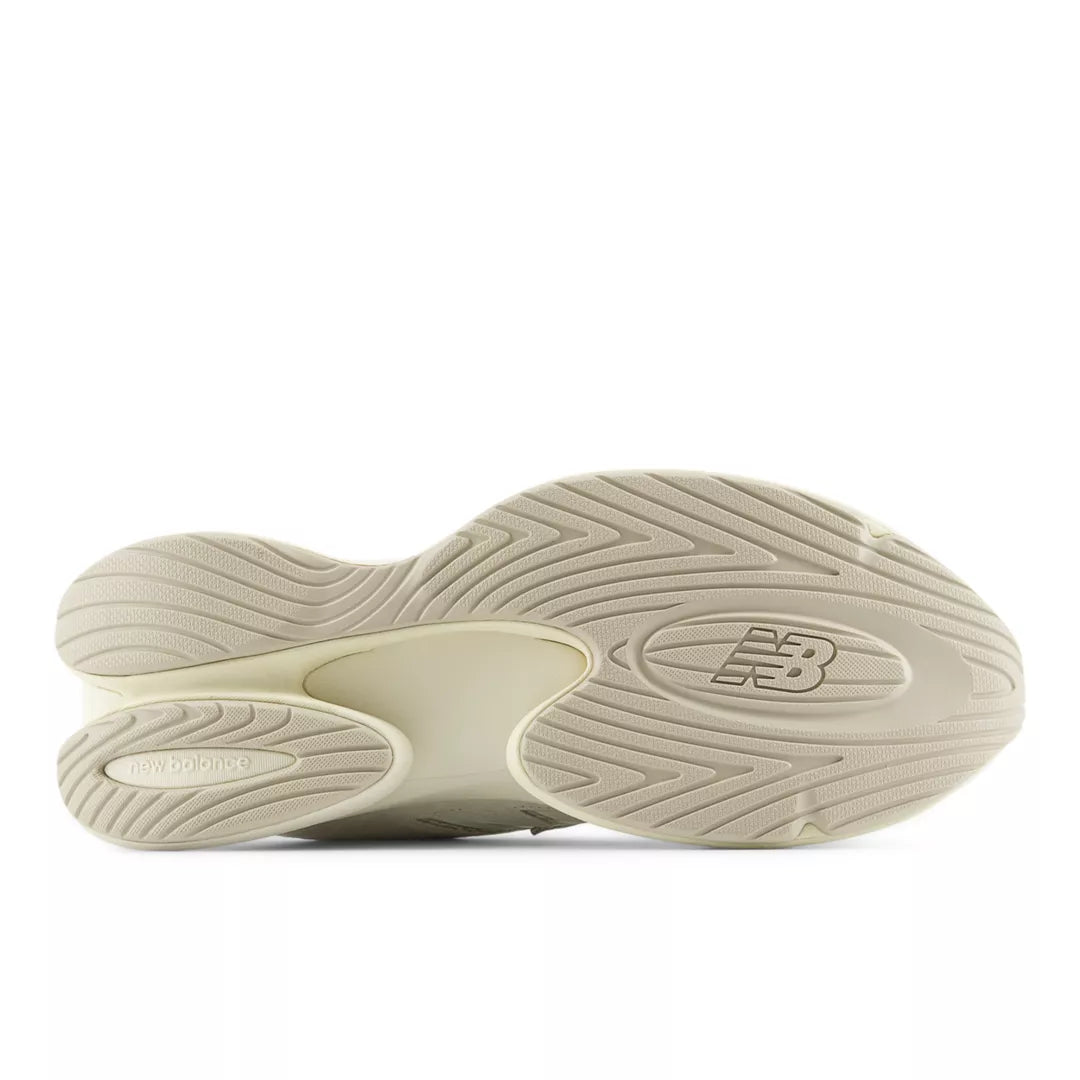 TF100 - New Balance Shoes