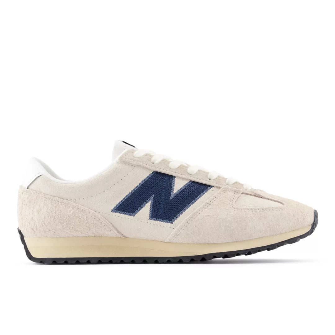 471 - New Balance Shoes