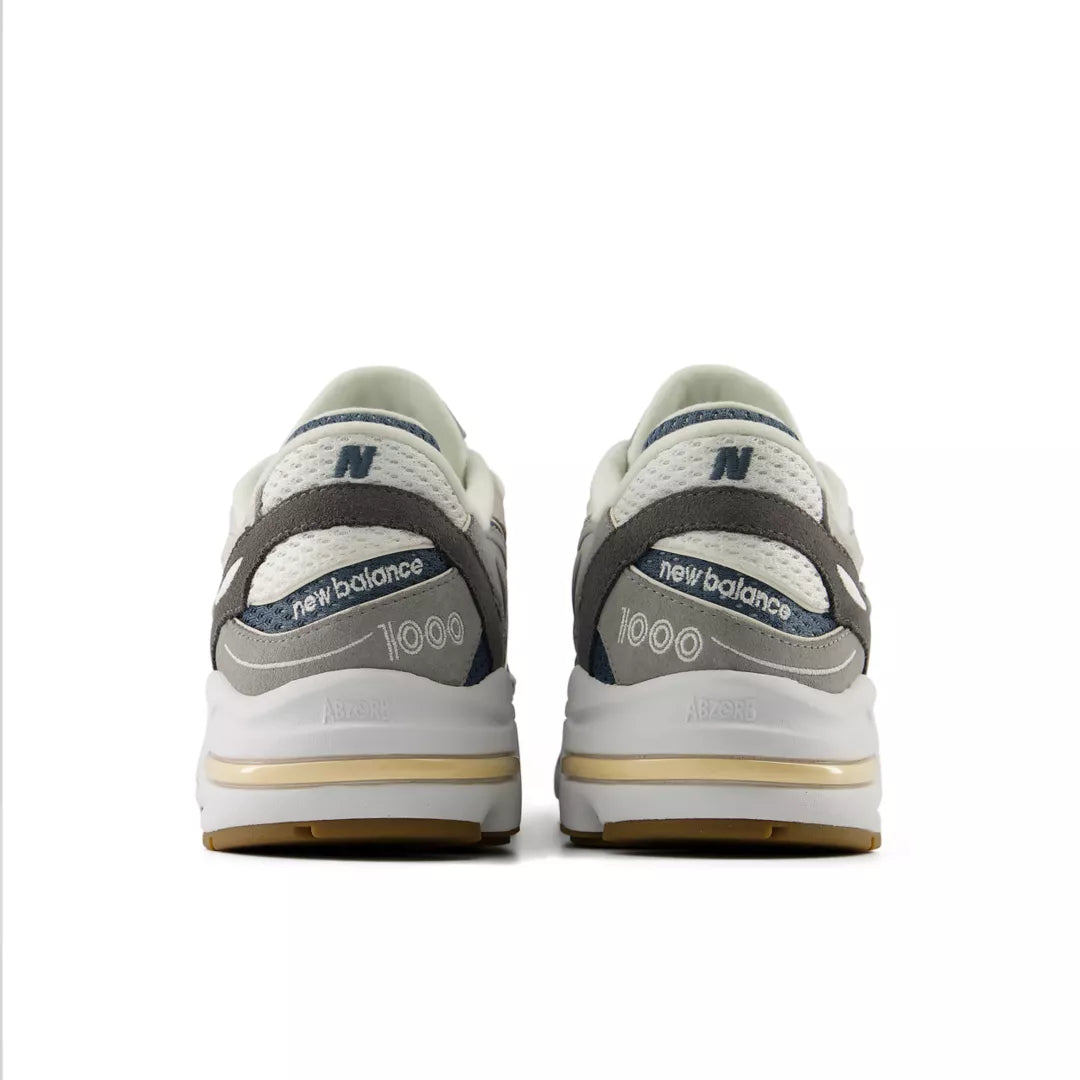 1000 - New Balance Shoes