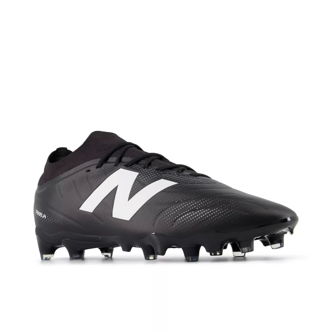 Tekela Team Low Laced FG V5 - New Balance Shoes