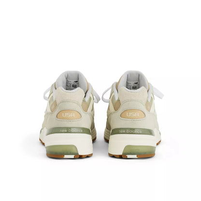 Made in USA 992 - New Balance Shoes