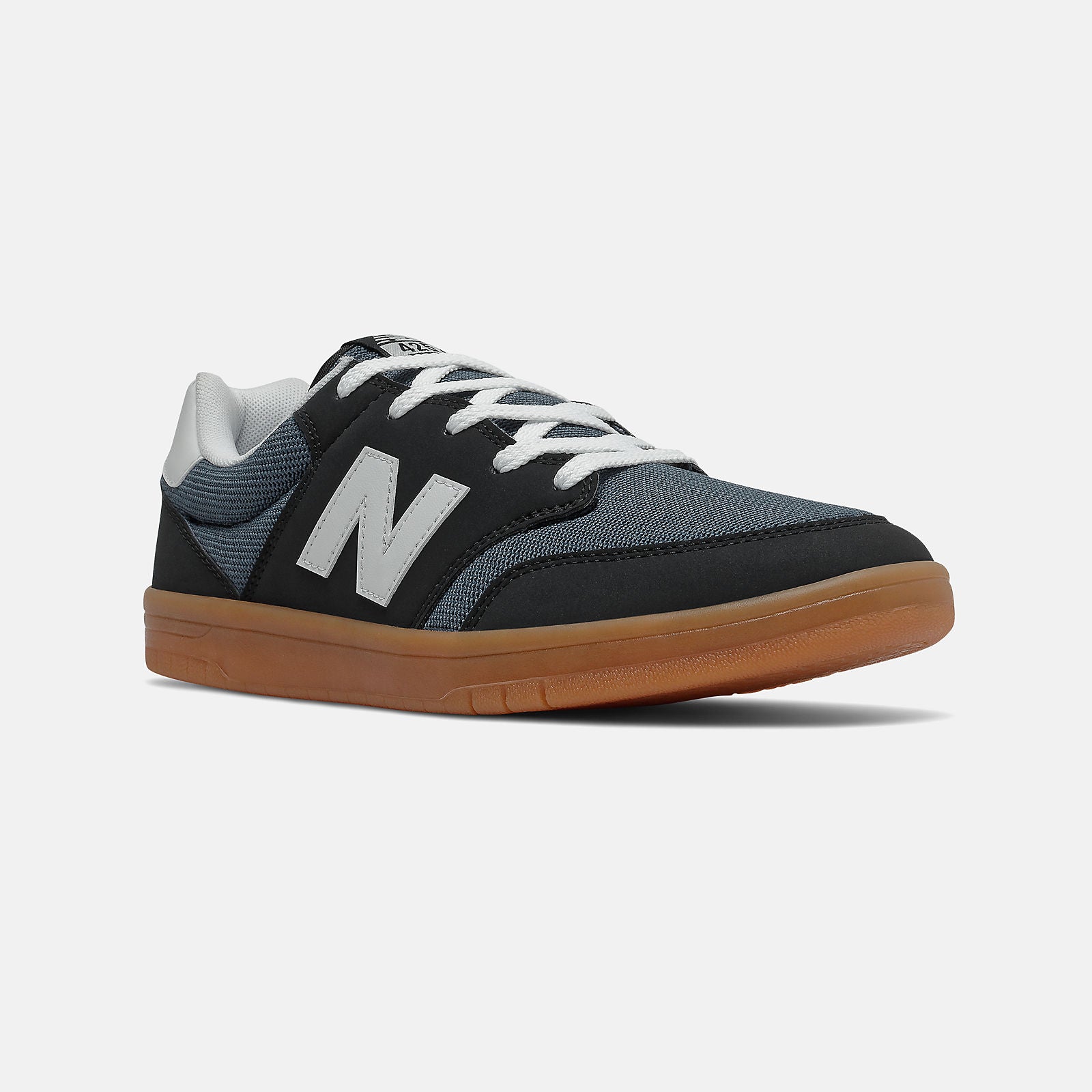 New Balance AM425