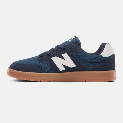 New Balance AM425