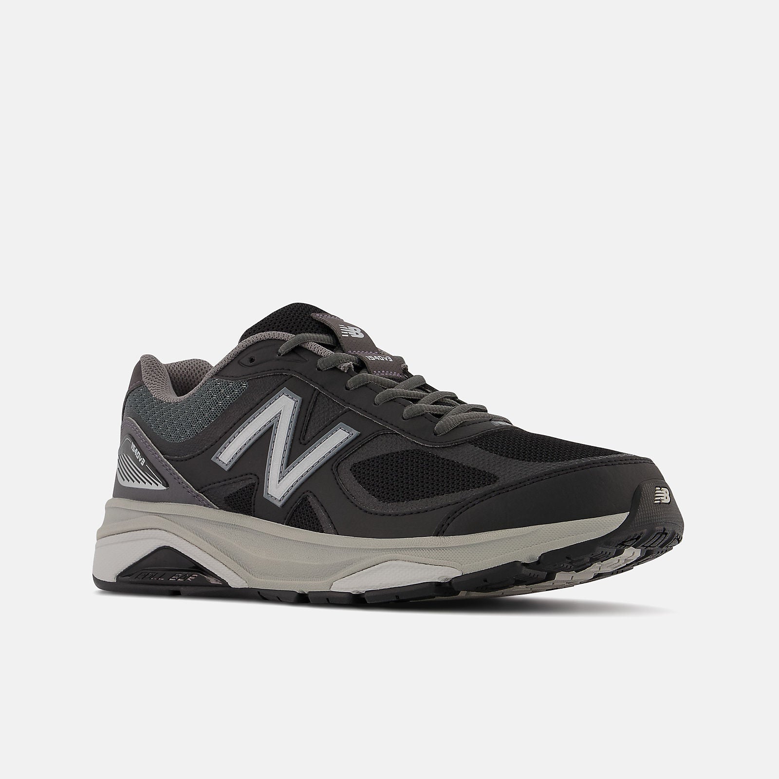 New Balance 1540v3