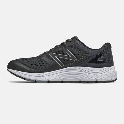 New Balance 840v4