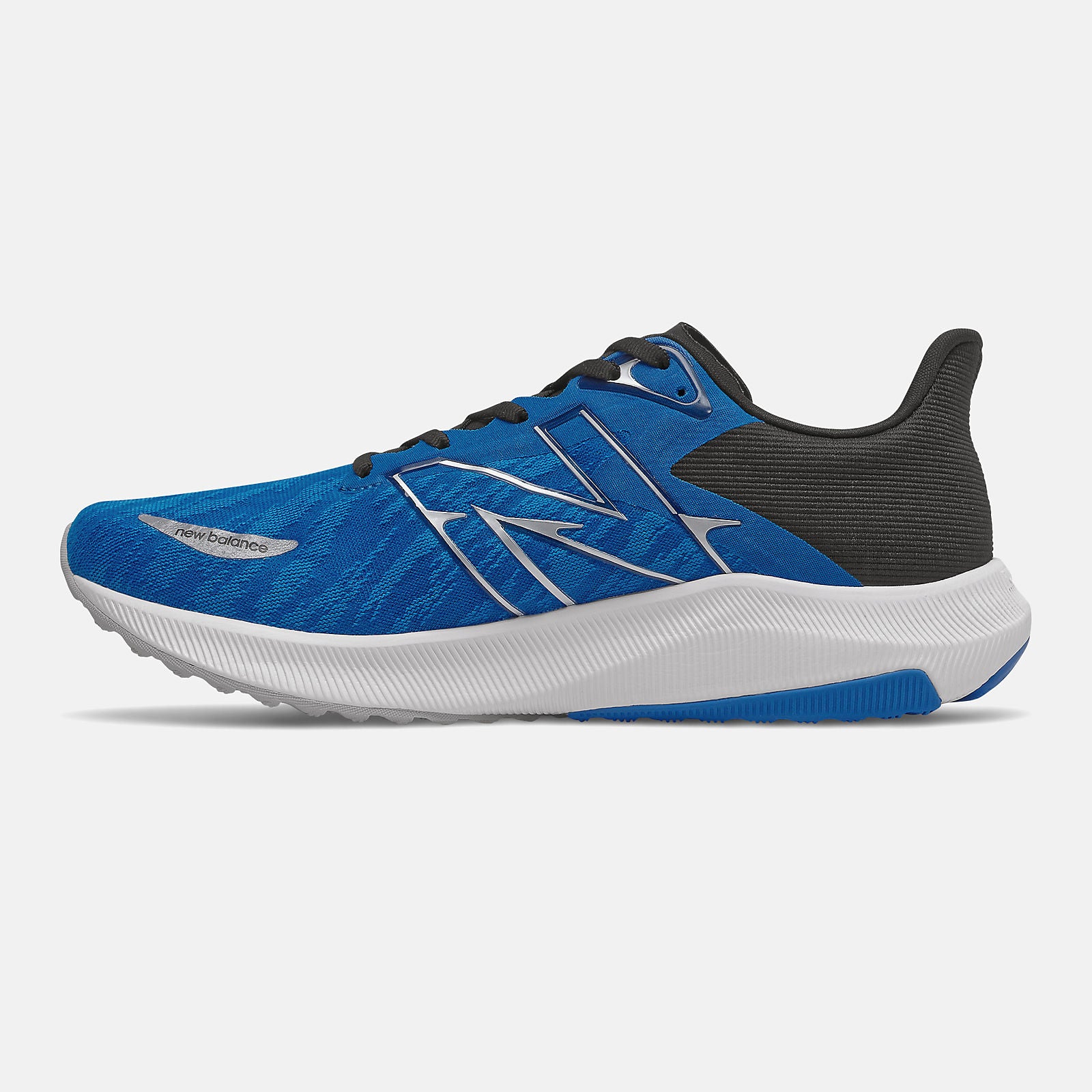 New Balance FuelCell Propel v3