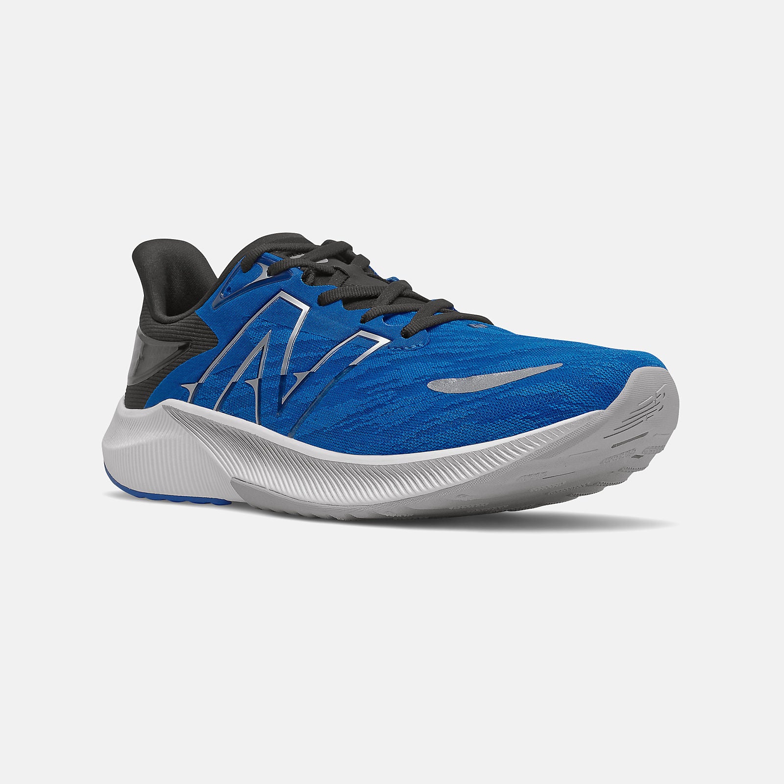 New Balance FuelCell Propel v3