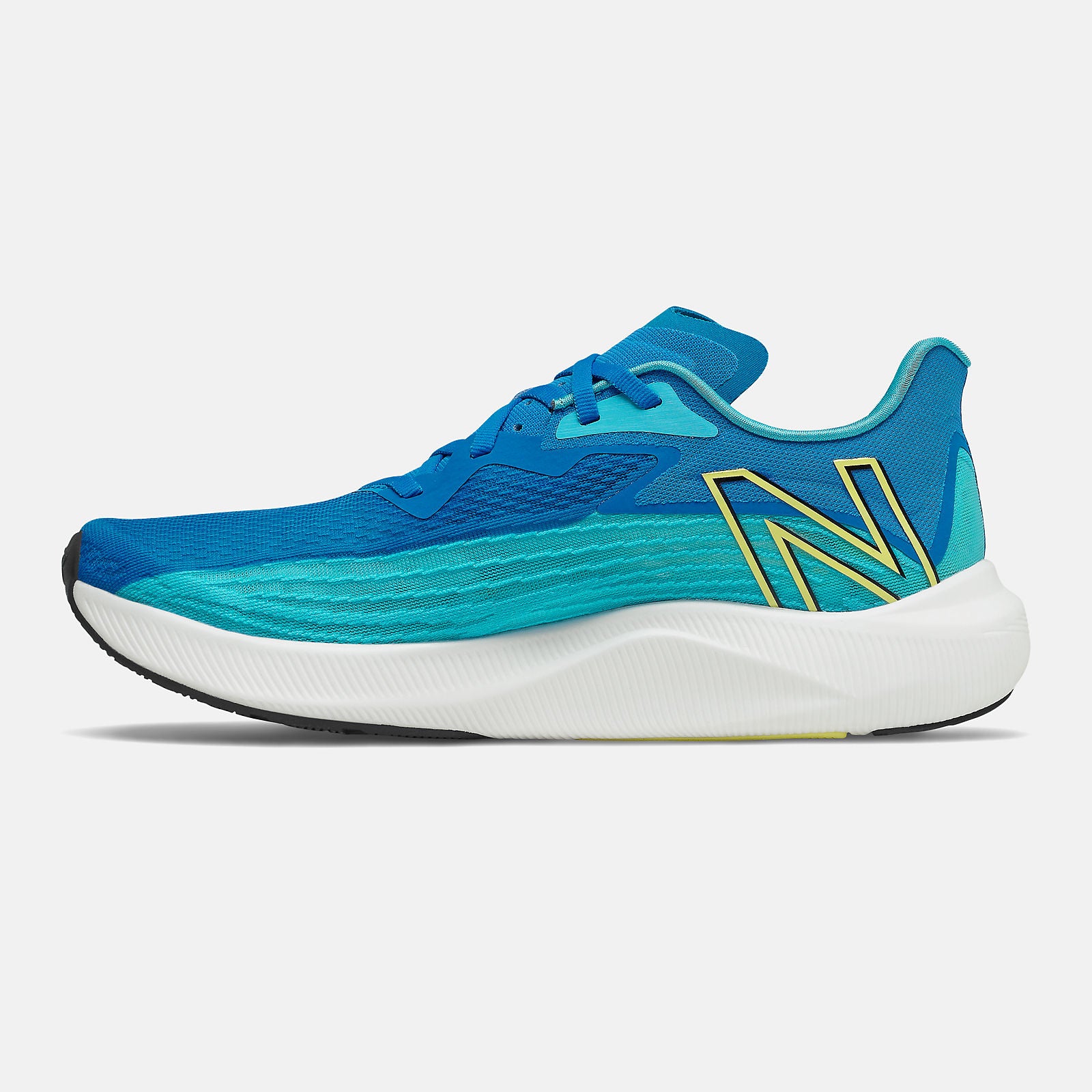 New Balance FuelCell Rebel v2