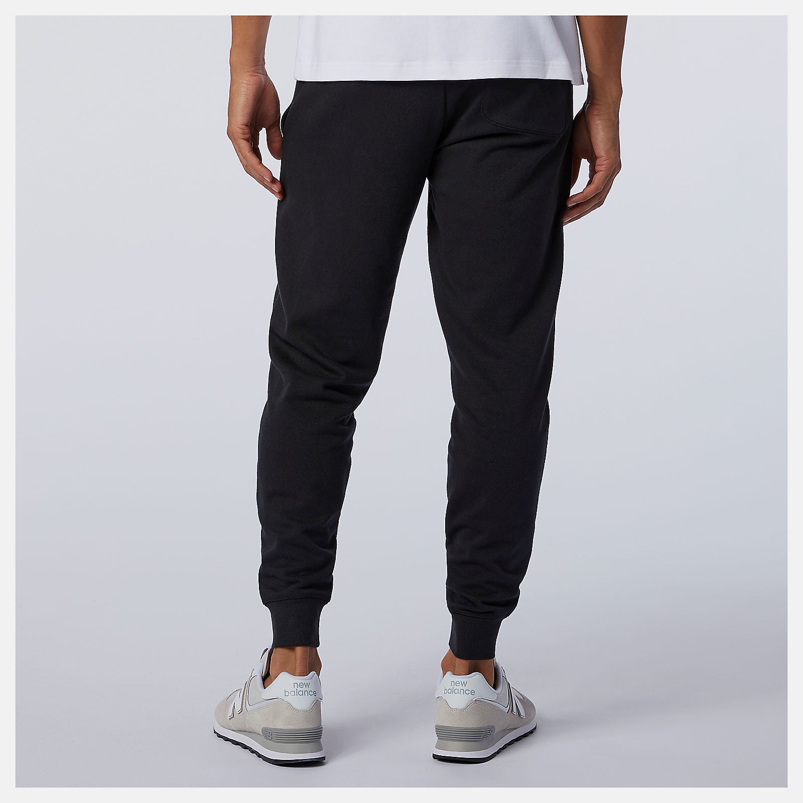New Balance Essentials Stacked Logo Sweatpant