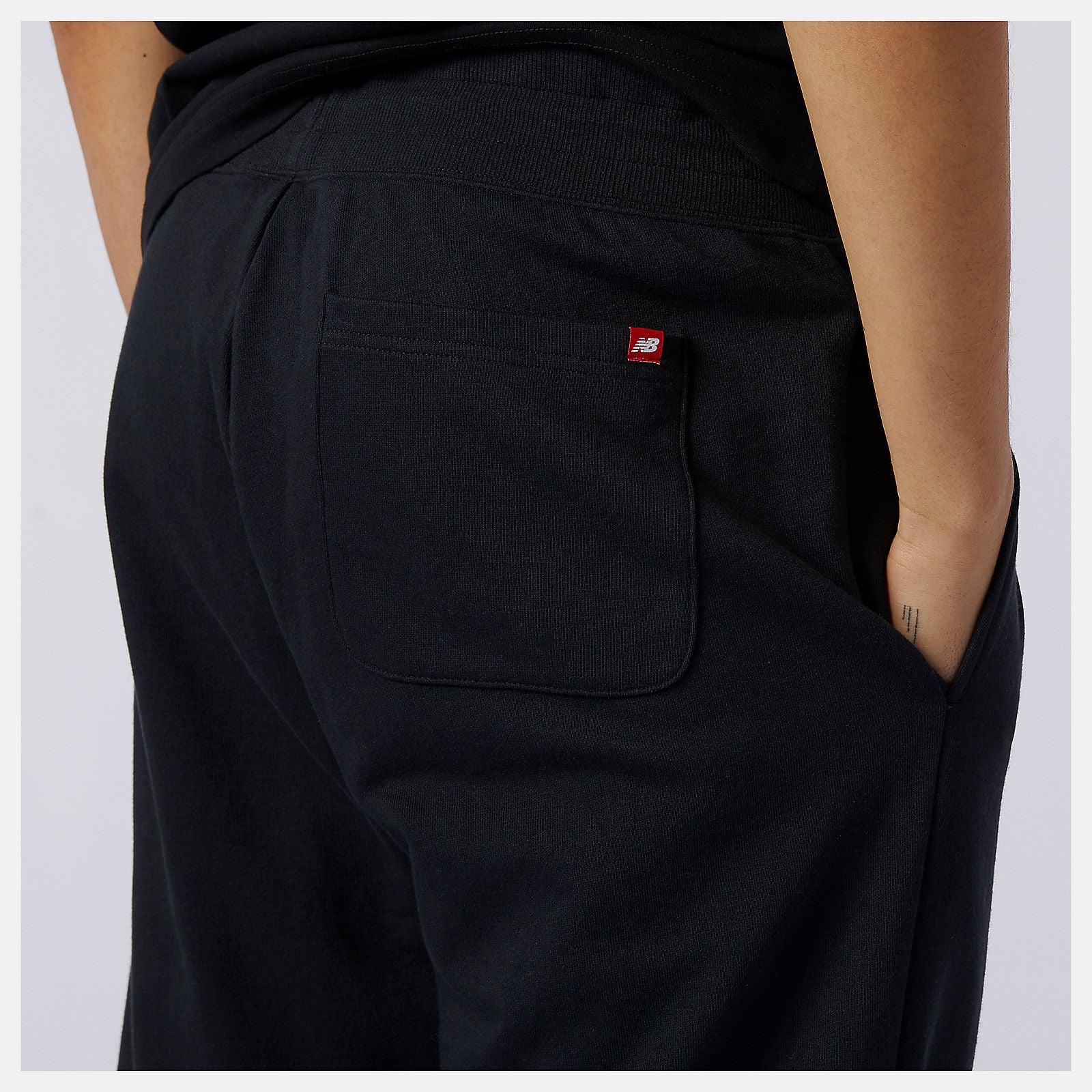 New Balance NB Essentials Embroidered Pant
