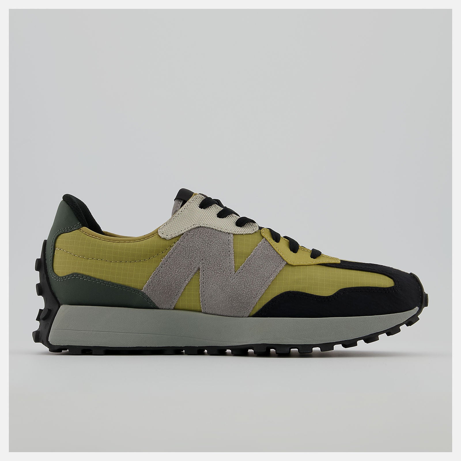 New Balance 327
