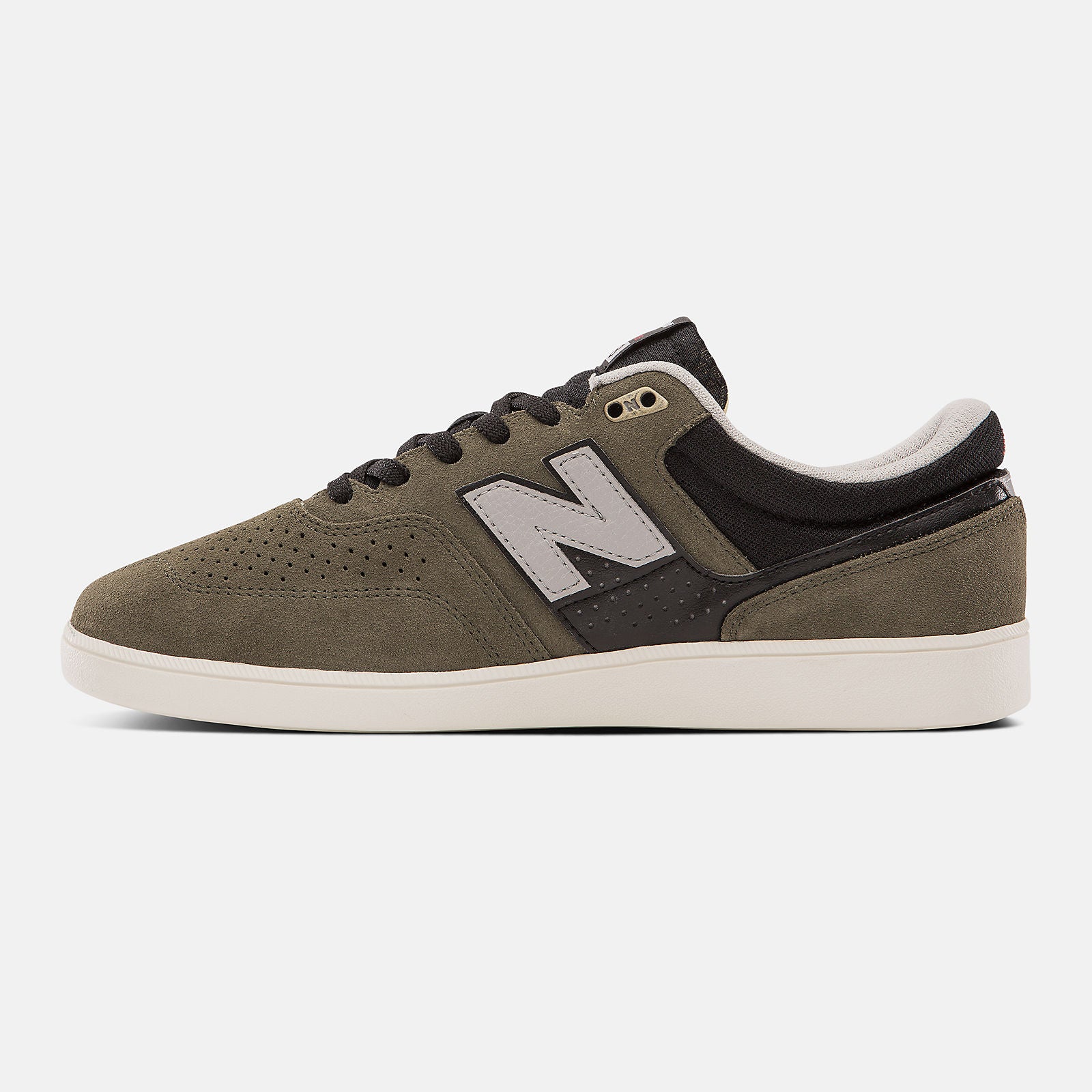 New Balance NM508