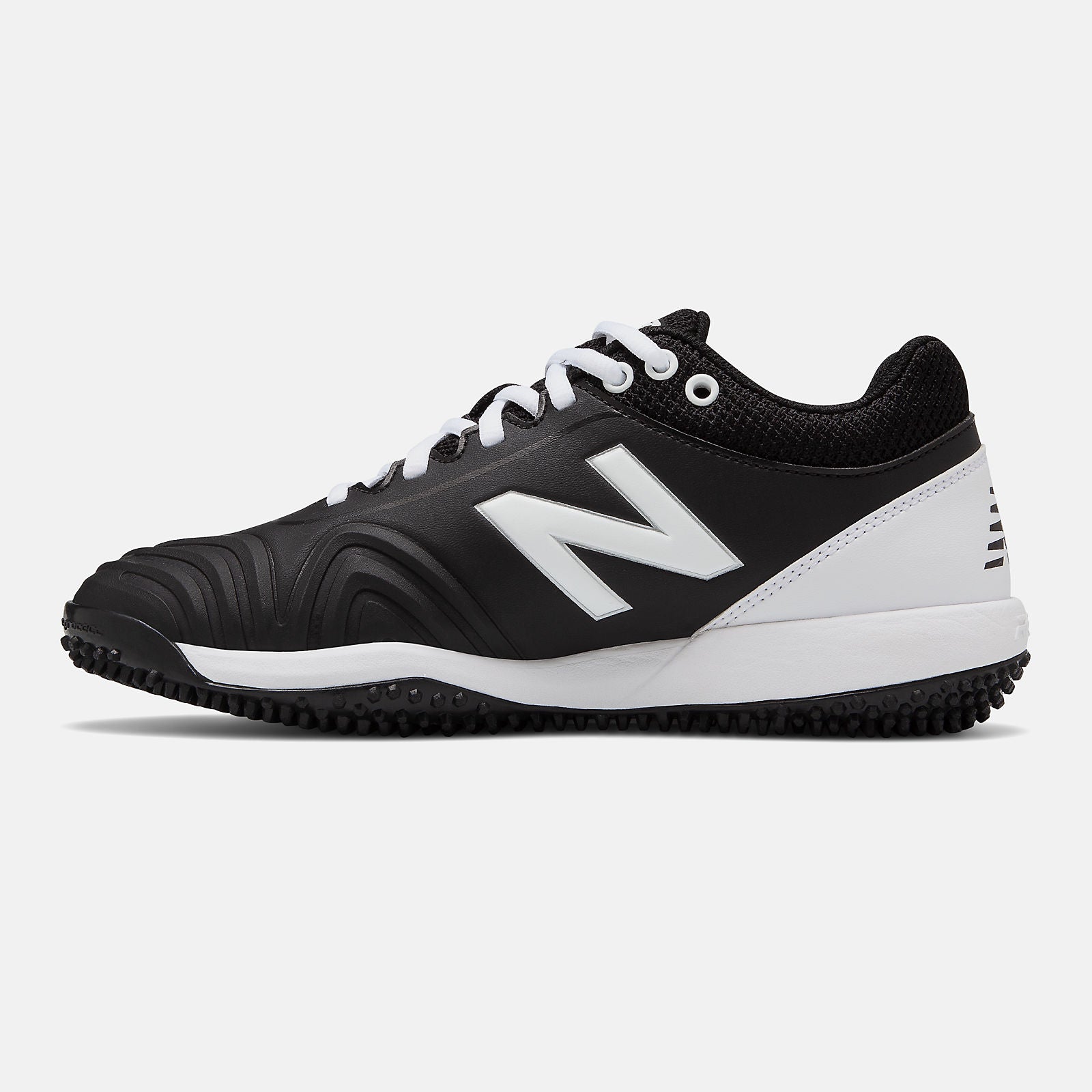 New Balance Fusev2 Turf