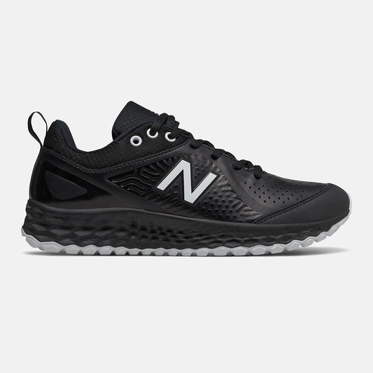 New Balance Fresh Foam Velo v2 Turf