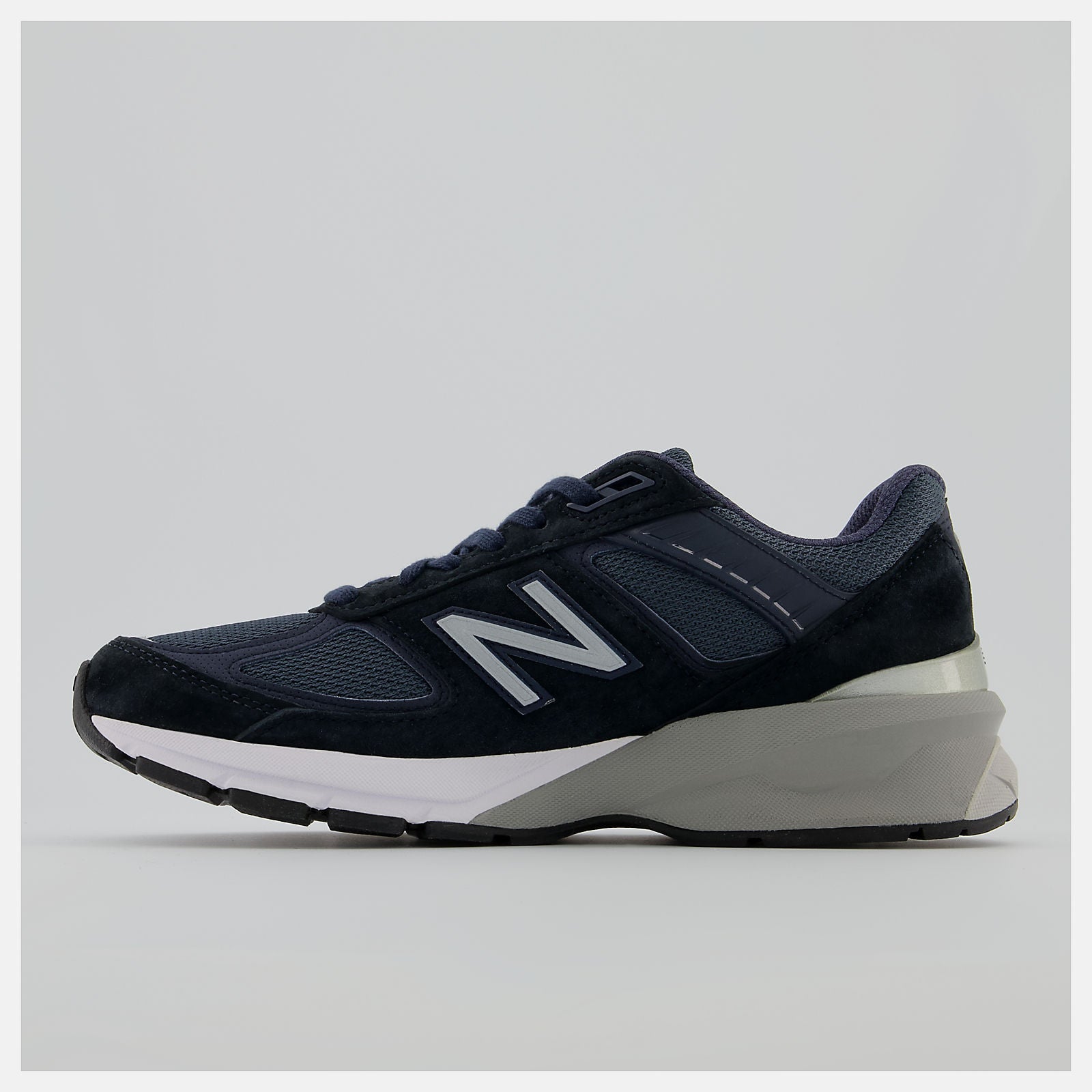 New Balance Made in US 990v5