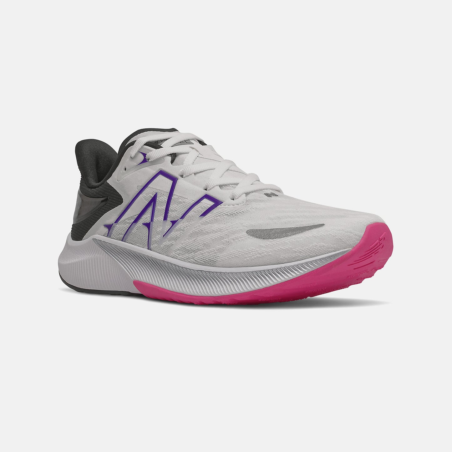 New Balance FuelCell Propel v3