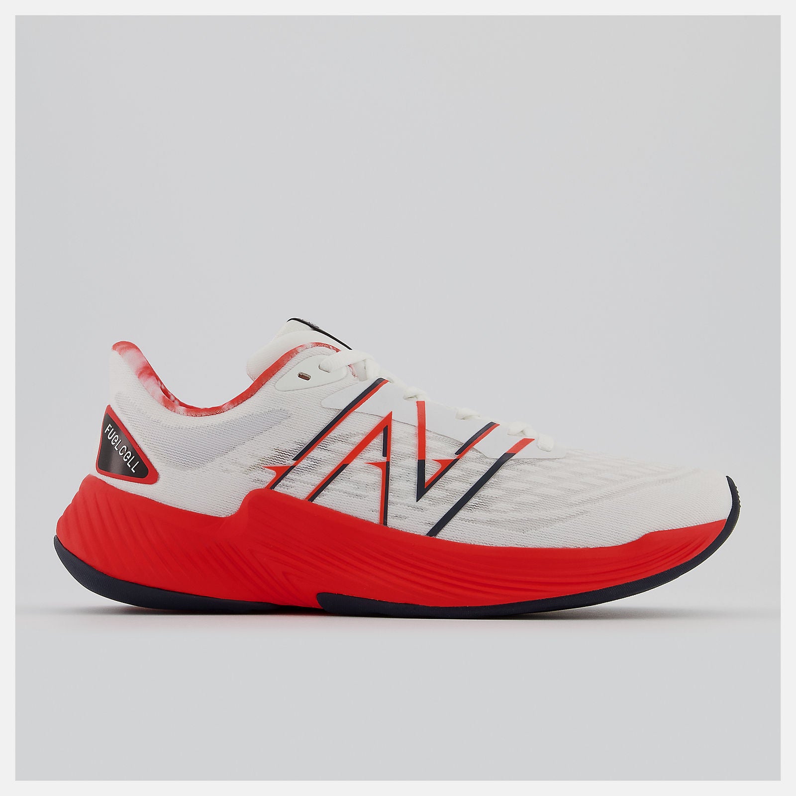 New Balance FuelCell Prism v2