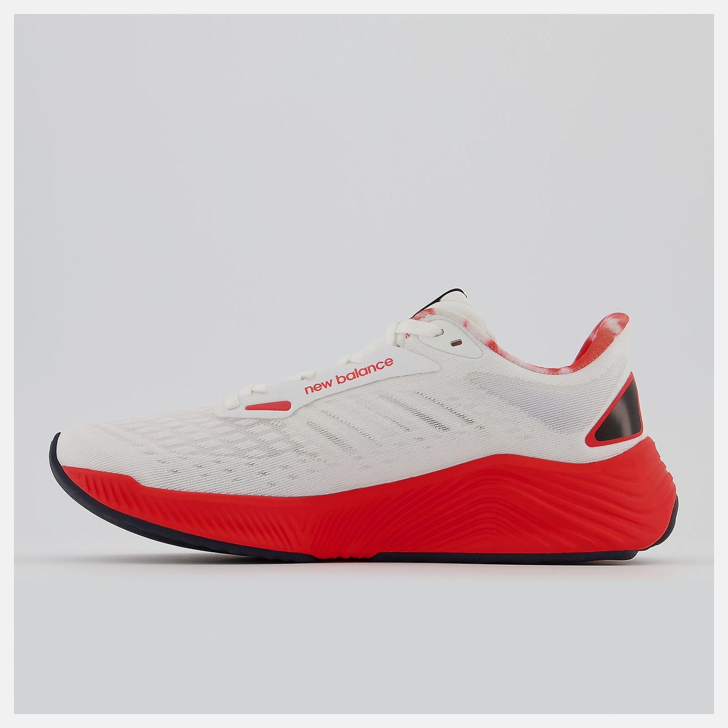 New Balance FuelCell Prism v2