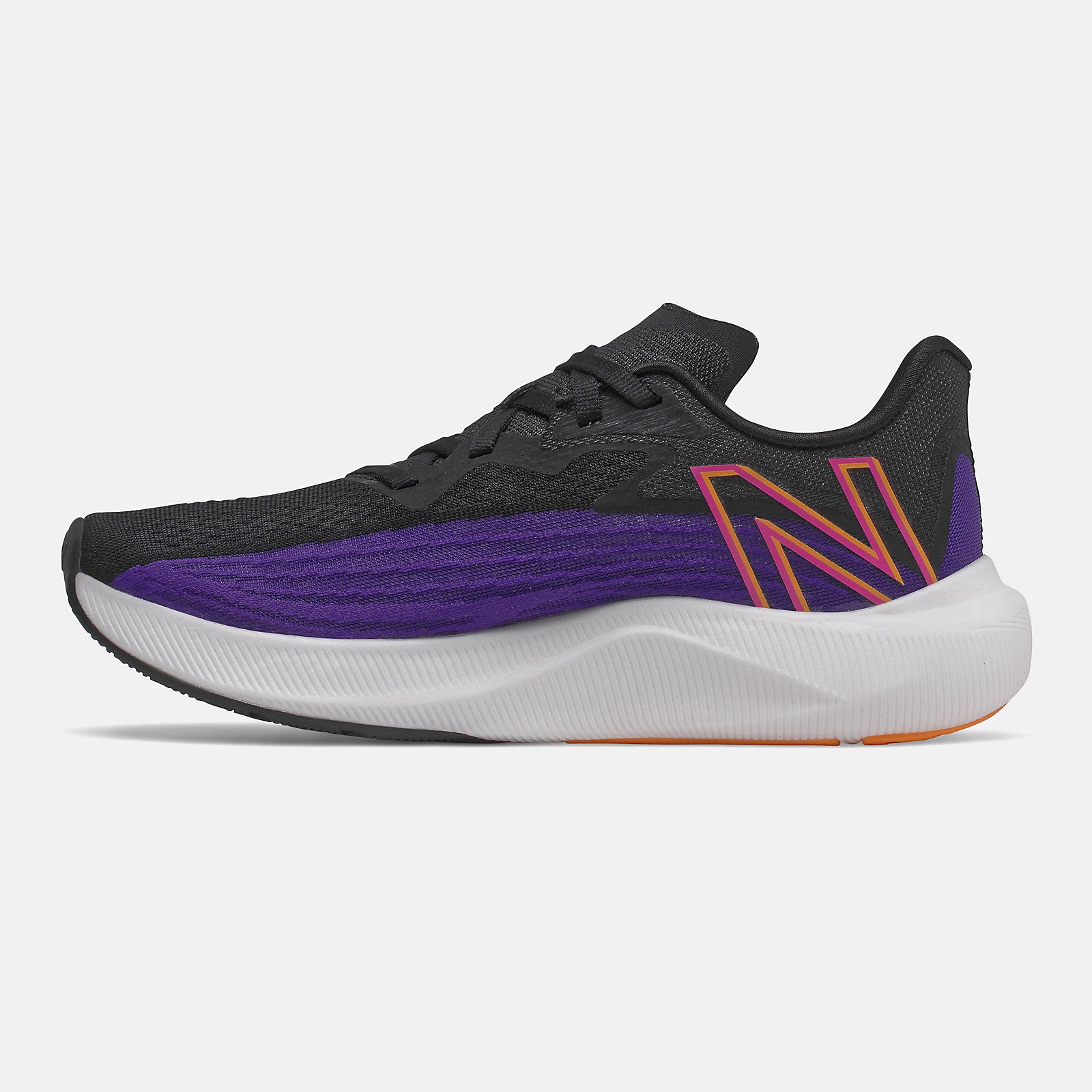 New Balance FuelCell Rebel v2