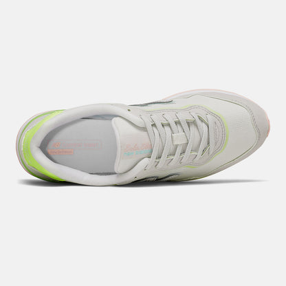 New Balance Sola Sleek