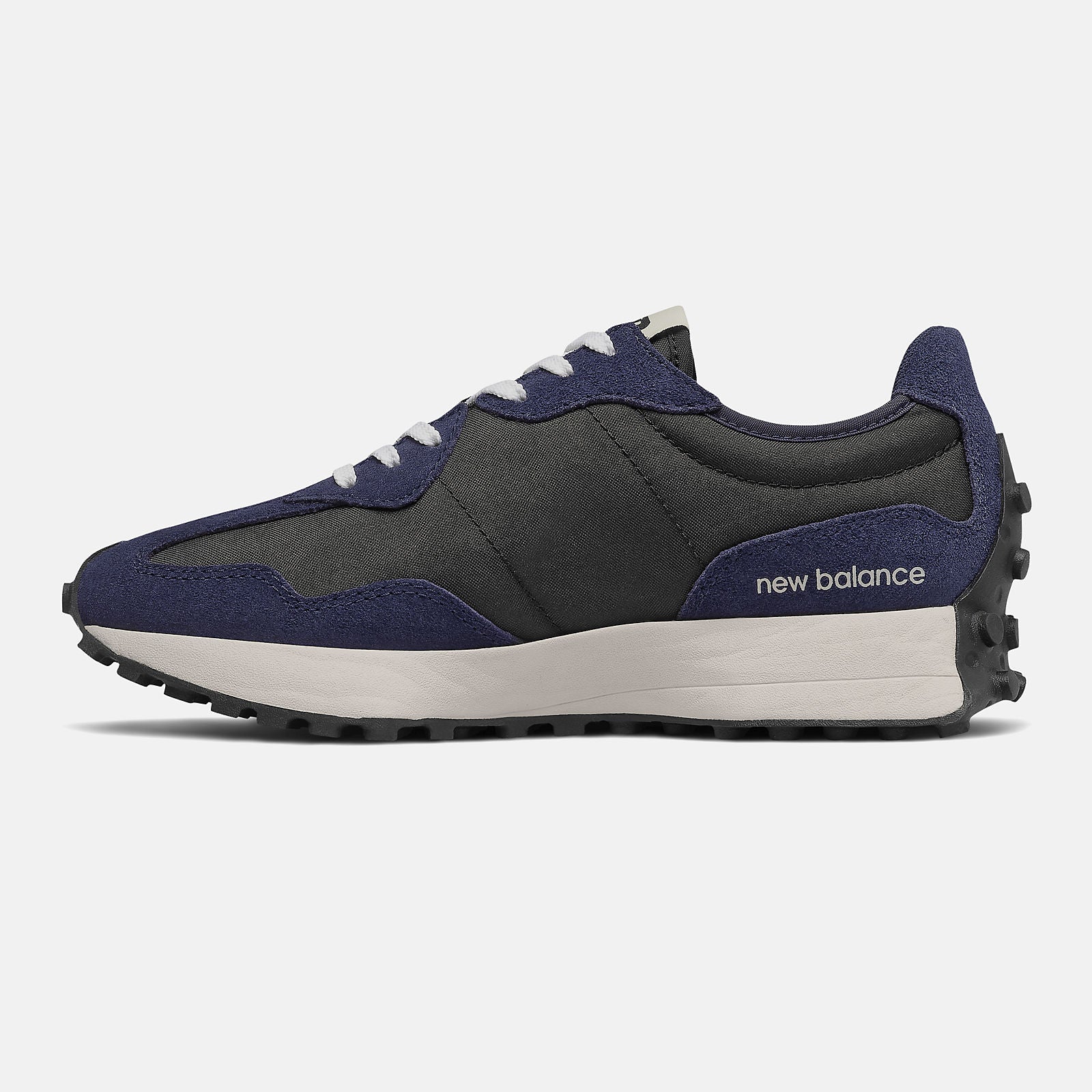 New Balance 327
