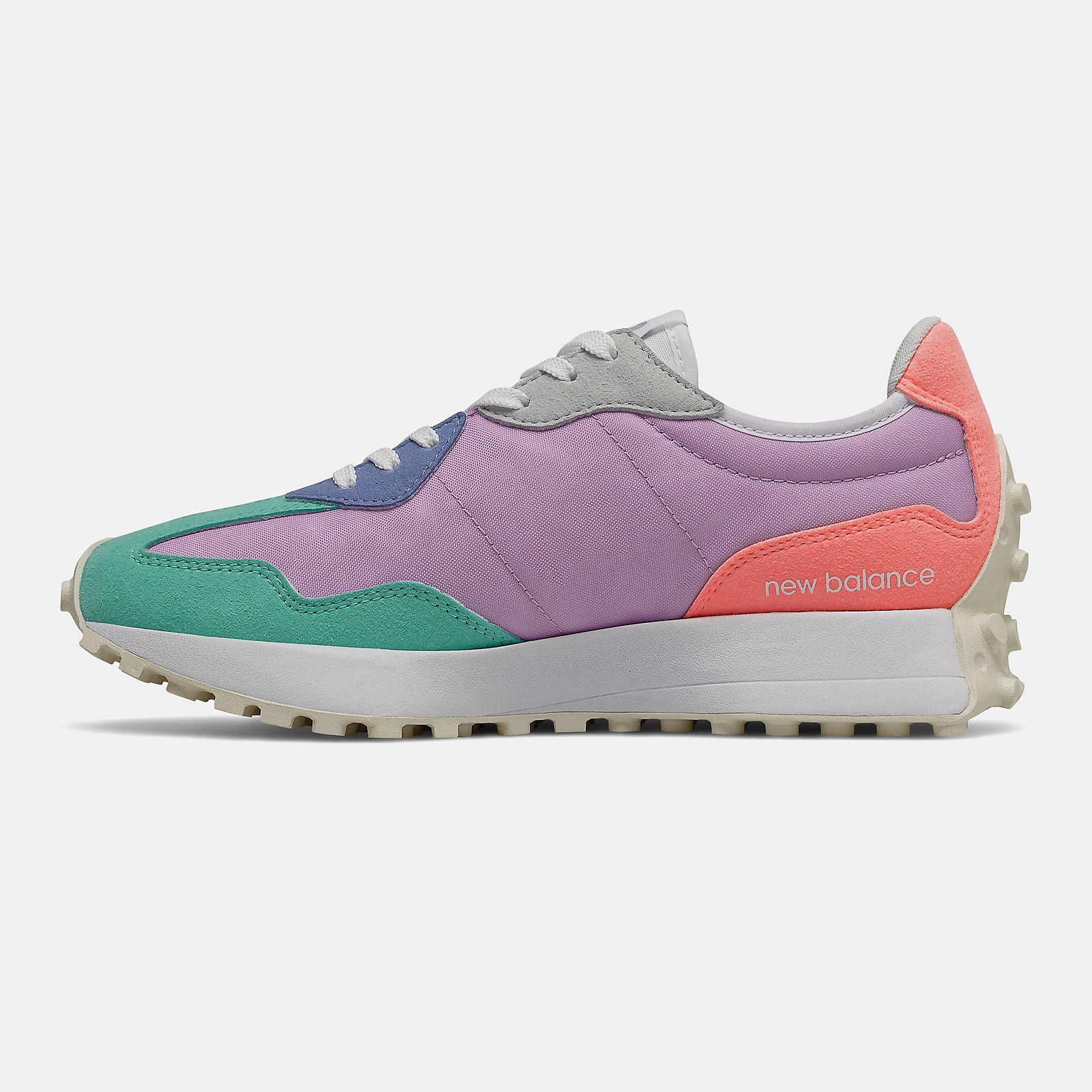 New Balance 327