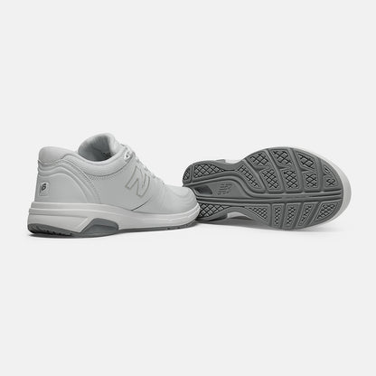 New Balance 813