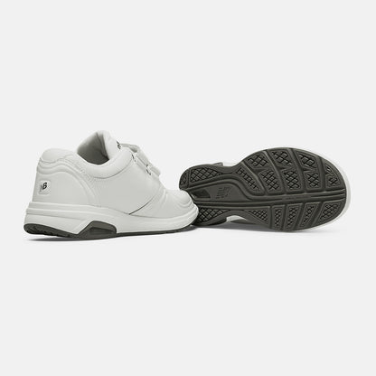 New Balance Hook and Loop 813